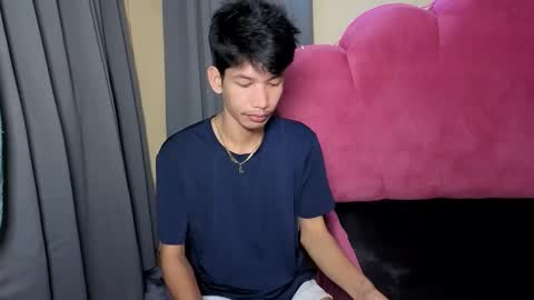 Reyn online show from 11-14-25, 11:13