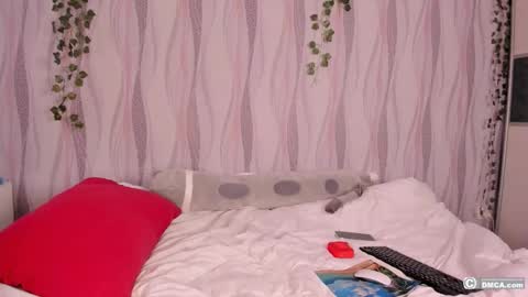 Snapshot of maxim_burn chatting on 10-07-25, 01:30 maxim burn online show from 10-07-25, 01:30