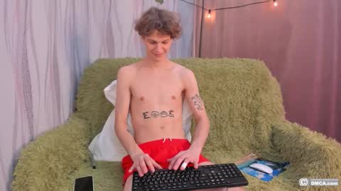 Snapshot of maxim_burn chatting on 10-20-25, 08:53 maxim burn online show from 10-20-25, 08:53