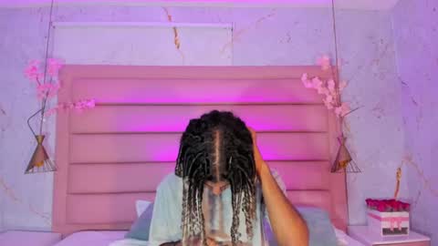 maxim online show from 09-22-25, 02:46