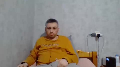 Snapshot of maximefrxx chatting on 02-09-25, 09:17 Maxime online show from 02-09-25, 09:17