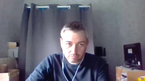 Snapshot of maximefrxx chatting on 02-21-26, 03:35 Maxime online show from 02-21-26, 03:35