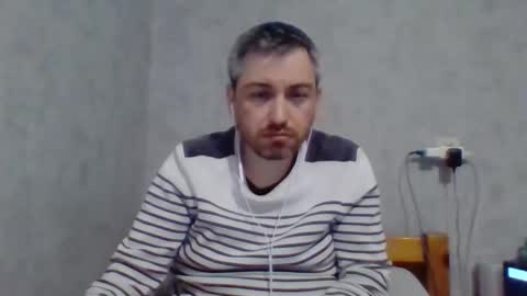 Snapshot of maximefrxx chatting on 03-05-26, 12:17 Maxime online show from 03-05-26, 12:17