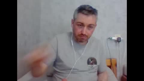 Snapshot of maximefrxx chatting on 03-25-26, 02:23 Maxime online show from 03-25-26, 02:23