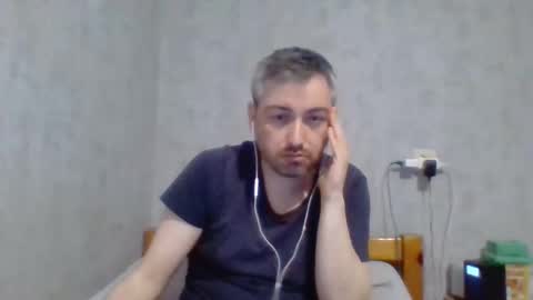 Snapshot of maximefrxx chatting on 03-26-26, 08:14 Maxime online show from 03-26-26, 08:14