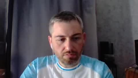 Maxime online show from 06-17-26, 03:35
