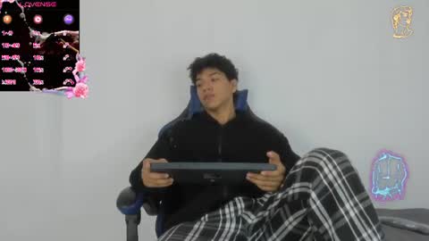 Maximiliano online show from 06-20-26, 12:08