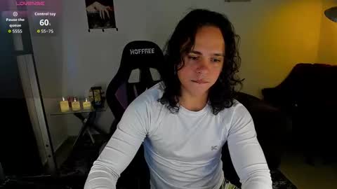 maximiliano_scoott_ online show from 11-18-25, 06:01