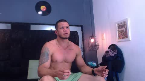 Maximiliano online show from 05-28-26, 05:32