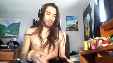 Snapshot of maximillianpayan95 chatting on 05-18-26, 03:07 maximillianpayan95 online show from 05-18-26, 03:07