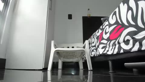 maximo__77 online show from 11-04-25, 07:35