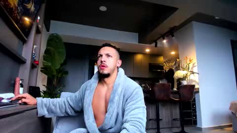 maximo_and_marcelo online show from 03-26-26, 12:00