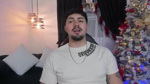 Snapshot of maximo_rodriguez chatting on 12-07-24, 05:48 Maximo online show from 12-07-24, 05:48