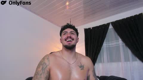 Snapshot of maximo_rodriguez chatting on 02-02-25, 10:02 Maximo online show from 02-02-25, 10:02