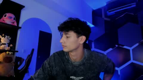 Snapshot of maximo_romano chatting on 07-11-26, 07:05 Maximo online show from 07-11-26, 07:05
