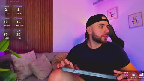 Maximo Wolf online show from 02-04-26, 09:09