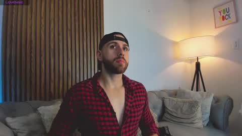 Maximo Wolf online show from 03-08-26, 11:30