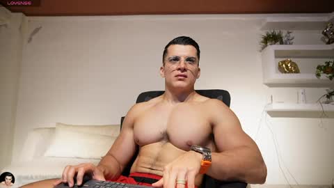 Sebastian online show from 04-21-26, 01:42