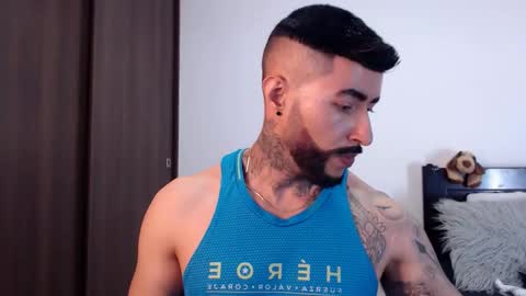Snapshot of maximus_golden chatting on 02-28-25, 01:15 Independent Model online show from 02-28-25, 01:15