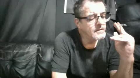 Snapshot of maximus_oreally chatting on 12-20-25, 06:59 Max online show from 12-20-25, 06:59