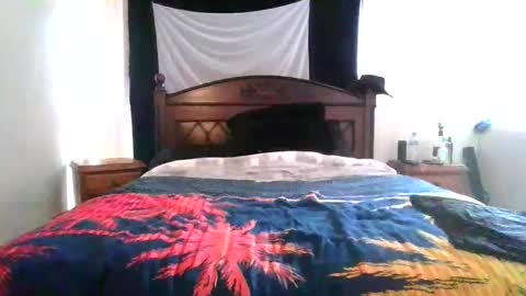 Snapshot of maximus_oreally chatting on 02-11-26, 12:37 Max online show from 02-11-26, 12:37