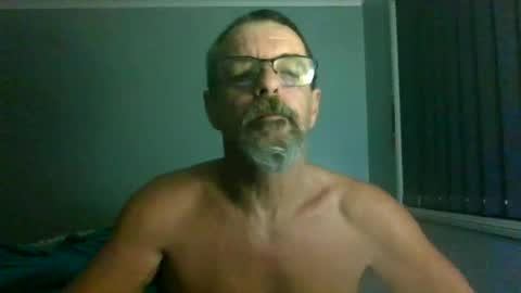 Snapshot of maximus_oreally chatting on 06-20-26, 11:57 Max online show from 06-20-26, 11:57