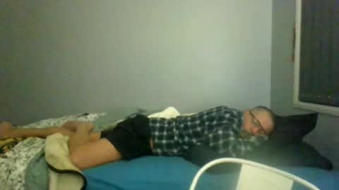 Snapshot of maximus_oreally chatting on 07-17-26, 11:06 Max online show from 07-17-26, 11:06