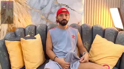 Snapshot of maximus_thorne chatting on 02-19-26, 04:25 Maximus online show from 02-19-26, 04:25