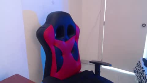 maxinesex_ online show from 03-10-26, 03:50