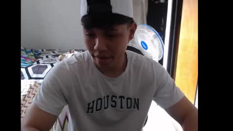 Snapshot of maxiolly108534 chatting on 10-28-25, 12:19 maxiolly108534 online show from 10-28-25, 12:19