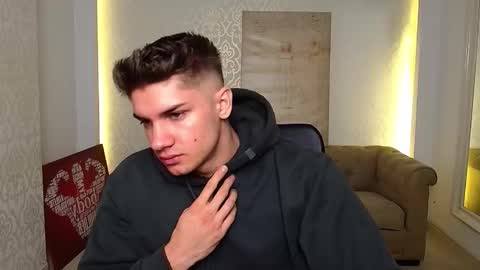 MaxKaiden online show from 10-06-25, 04:32