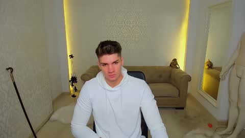 MaxKaiden online show from 11-12-25, 05:41