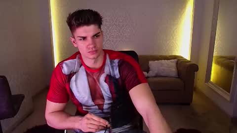 MaxKaiden online show from 11-26-25, 05:30