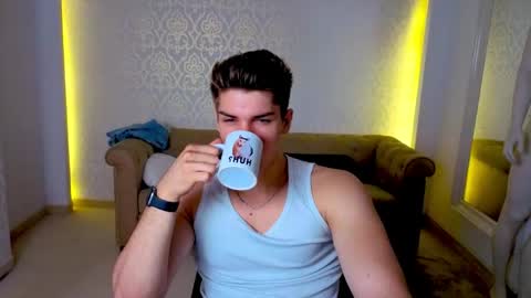 Snapshot of maxkaiden chatting on 05-30-26, 04:53 MaxKaiden online show from 05-30-26, 04:53