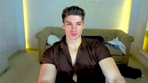 Snapshot of maxkaiden chatting on 05-31-26, 05:15 MaxKaiden online show from 05-31-26, 05:15