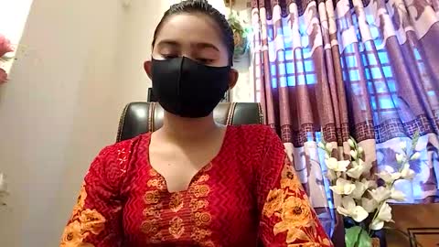Snapshot of maxladycox chatting on 11-25-25, 07:19 Dorea online show from 11-25-25, 07:19