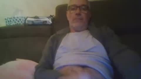 maxou569 online show from 11-08-25, 08:03