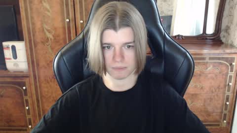 Snapshot of maxplay18 chatting on 01-29-25, 10:05 Max online show from 01-29-25, 10:05