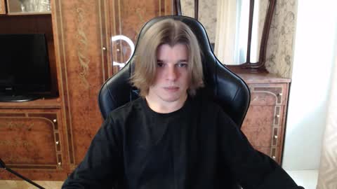 Snapshot of maxplay18 chatting on 10-07-25, 11:51 Max online show from 10-07-25, 11:51