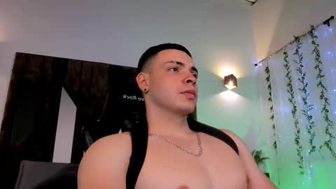 MAX online show from 02-07-25, 03:01