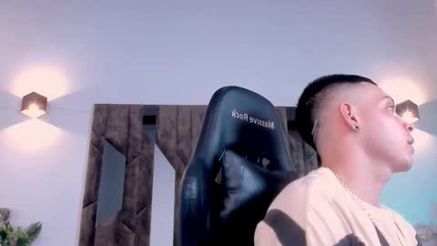 MAX online show from 03-09-25, 08:52