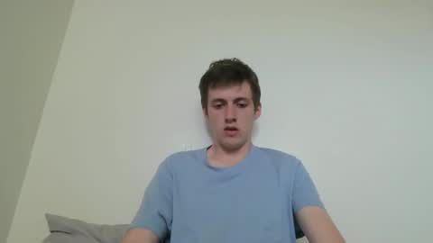 Snapshot of maxxcool12 chatting on 06-08-26, 02:17 maxxcool12 online show from 06-08-26, 02:17