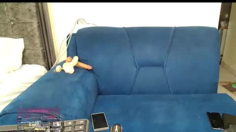 maxxinepetite online show from 05-12-26, 09:12