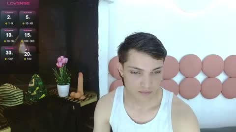 MaxxLouis online show from 05-21-26, 08:05