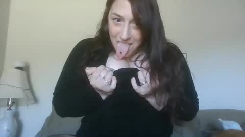 Snapshot of maxxxmeow chatting on 03-20-26, 05:29 maxxxmeow online show from 03-20-26, 05:29