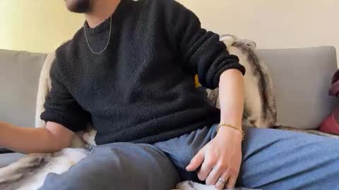 Snapshot of maxxxurbate chatting on 01-13-25, 10:14 MaxXxurbate online show from 01-13-25, 10:14