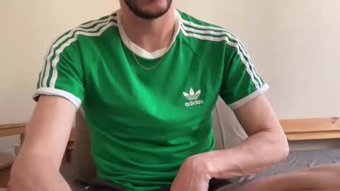 MaxXxurbate online show from 03-27-26, 10:59