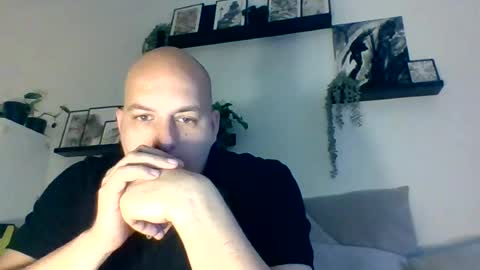 Snapshot of may4jay chatting on 06-25-26, 06:56 may4jay online show from 06-25-26, 06:56