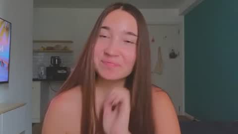 Dani and May online show from 06-12-26, 12:20