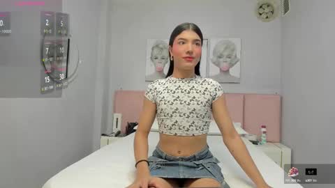 Snapshot of may_fox06 chatting on 03-01-25, 02:04 MAY online show from 03-01-25, 02:04